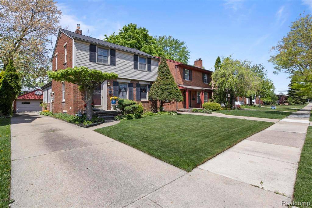 Dearborn, MI 48128,2043 N MILDRED Street