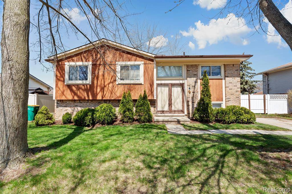 Brownstown Twp, MI 48193,22236 ARMSTRONG Avenue