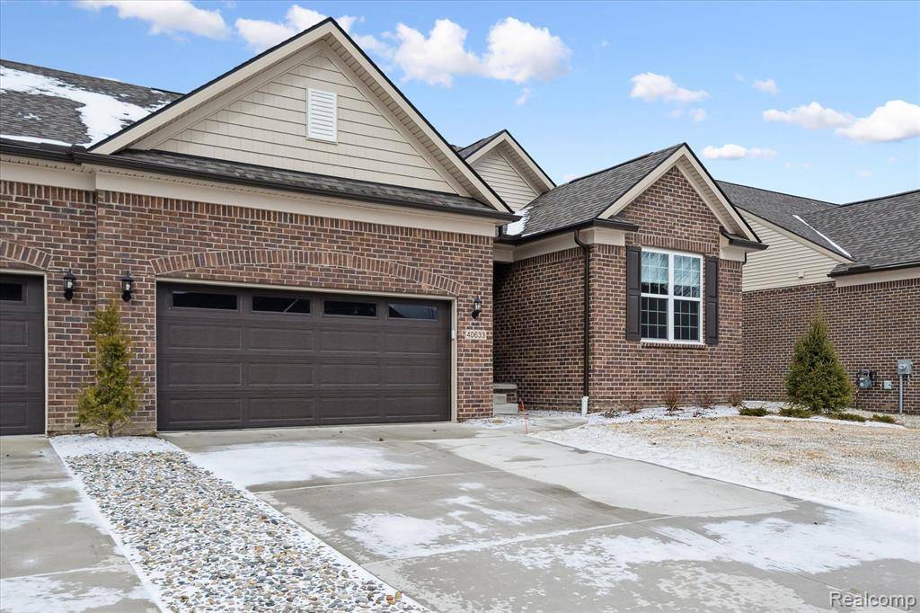 Clinton Twp, MI 48036,40633 AZALEA Drive