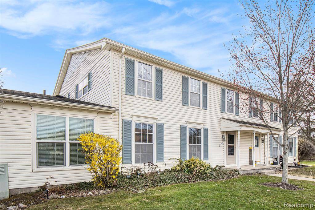 Brownstown Twp, MI 48183,28366 BROOKFIELD
