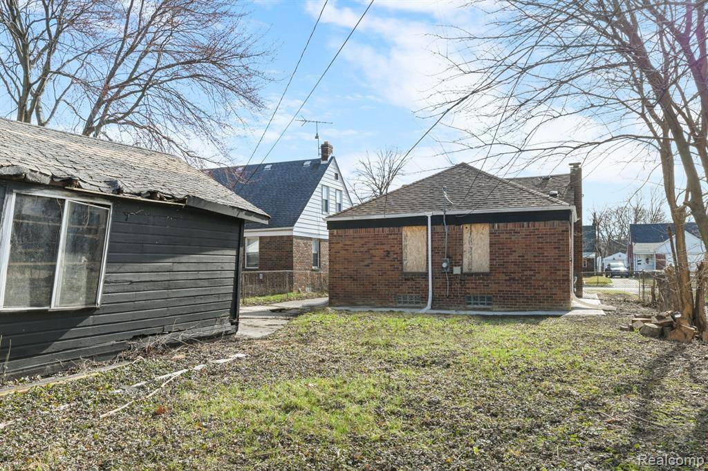 Detroit, MI 48224,11451 BALFOUR Road