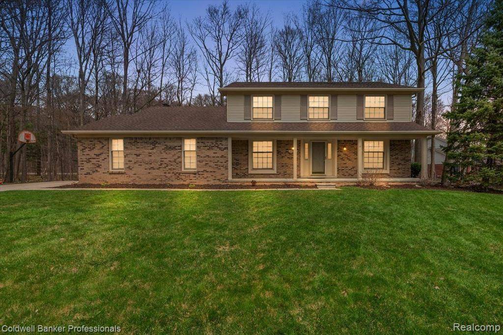 Plymouth Twp, MI 48170,49132 PLUM TREE Drive