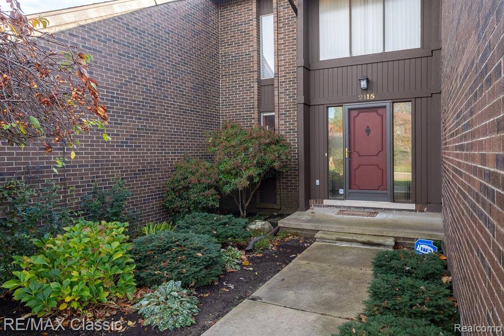 West Bloomfield Twp, MI 48323,2115 BORDEAUX Street