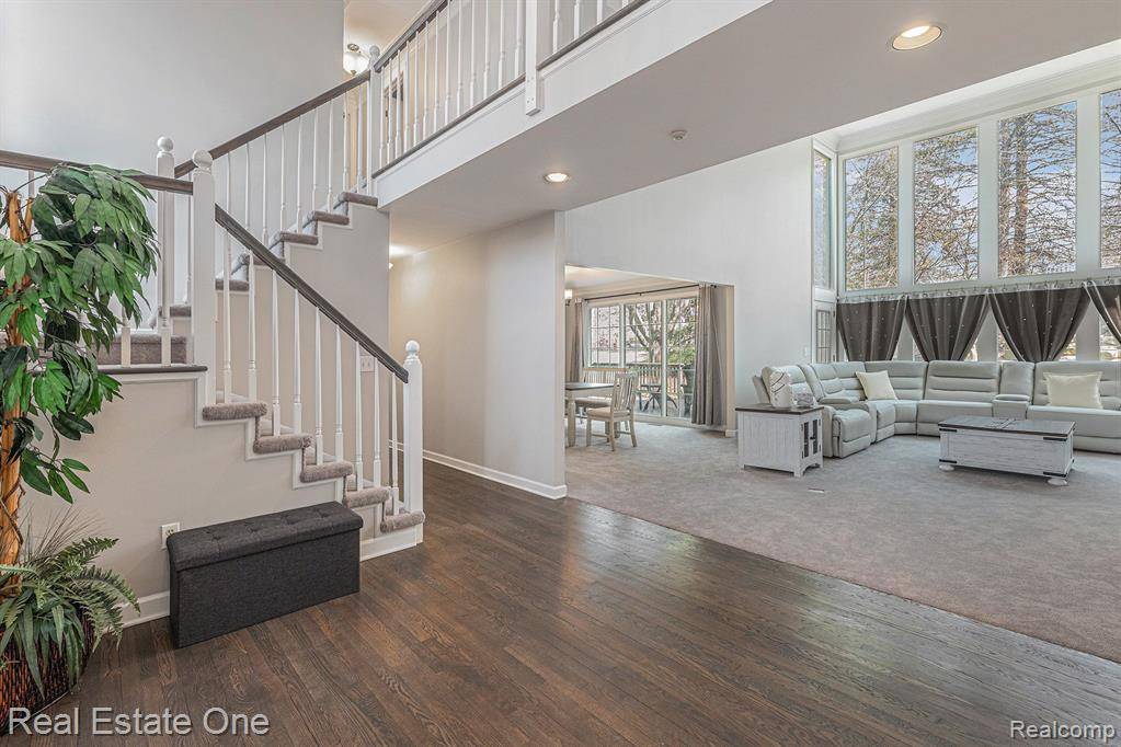Rochester Hills, MI 48306,6351 CHERRY TREE