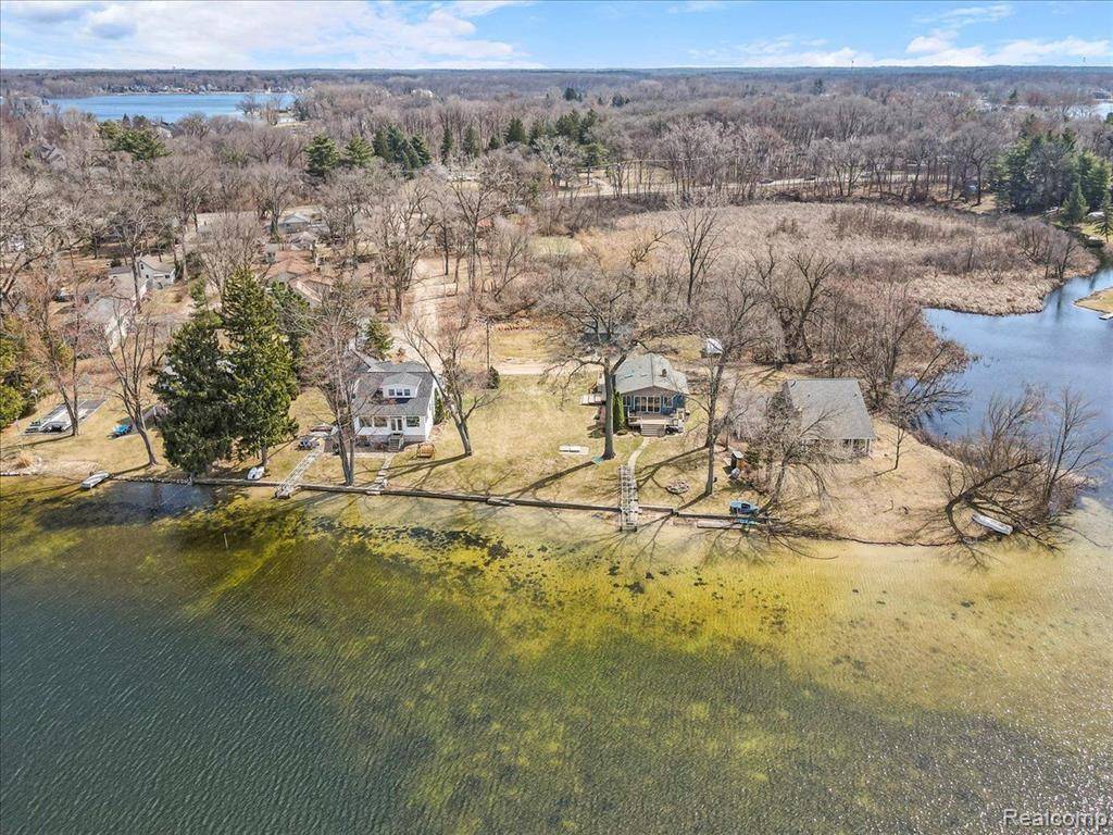 Commerce Twp, MI 48382,3965 Burnet Road
