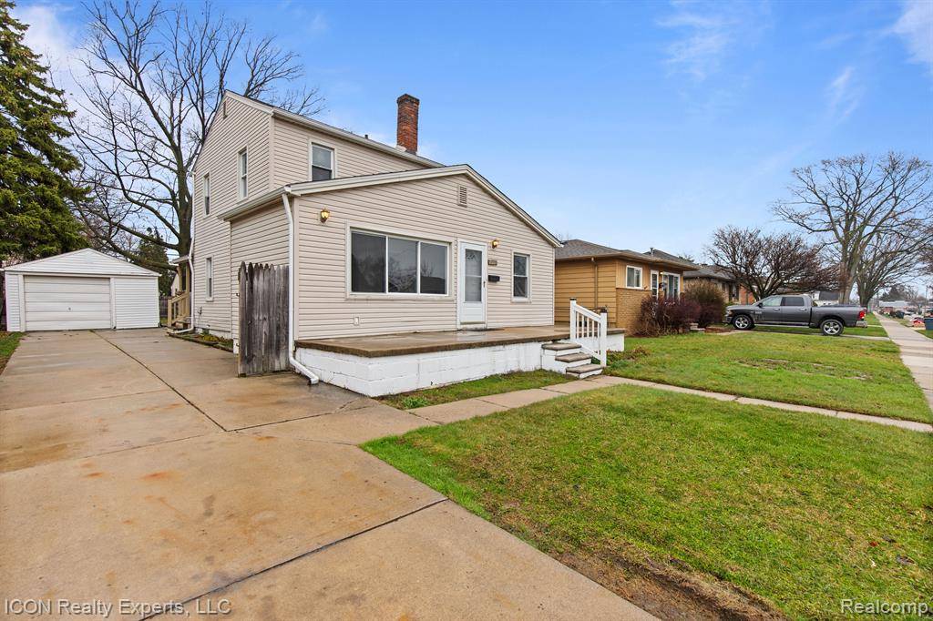 St. Clair Shores, MI 48080,21923 GRAND LAKE Street