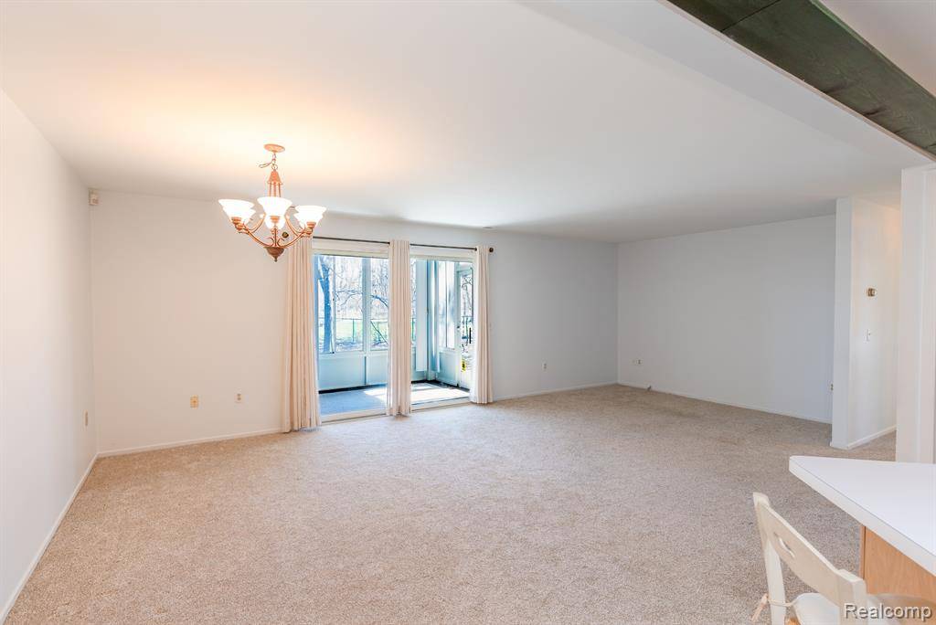 Grosse Ile Twp, MI 48138,8187 GRAYS Drive B3