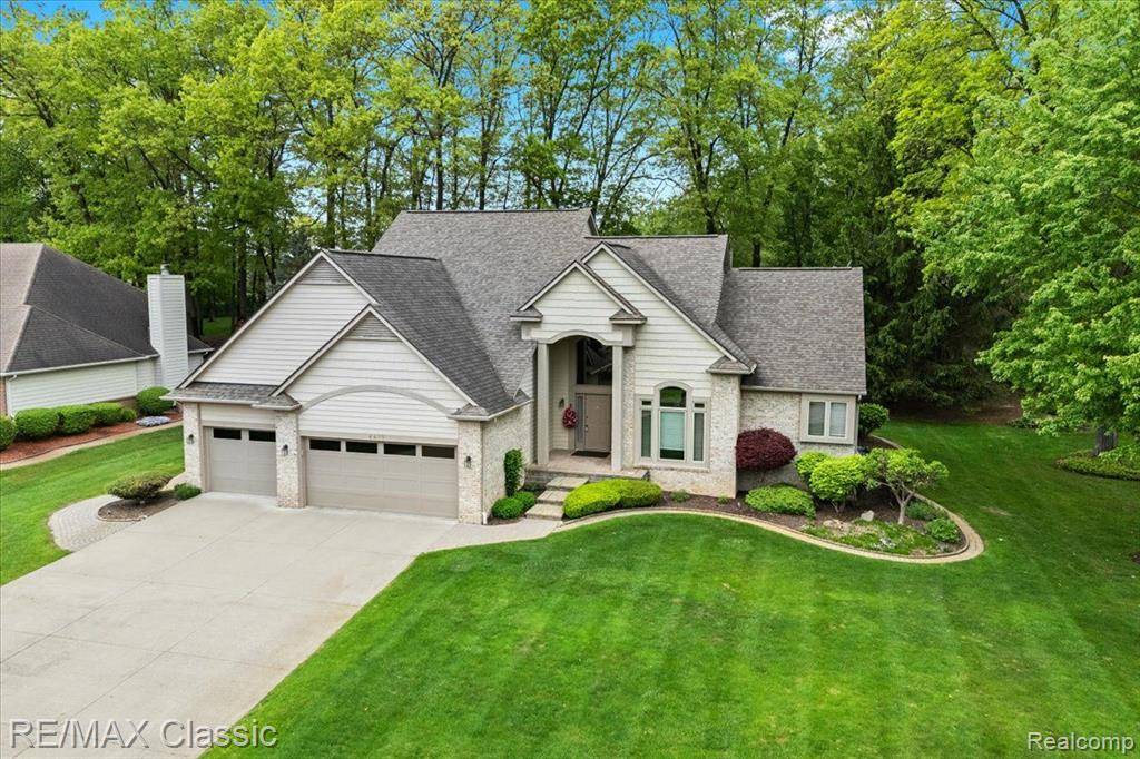 Commerce Twp, MI 48382,4435 DRIFTWOOD Drive
