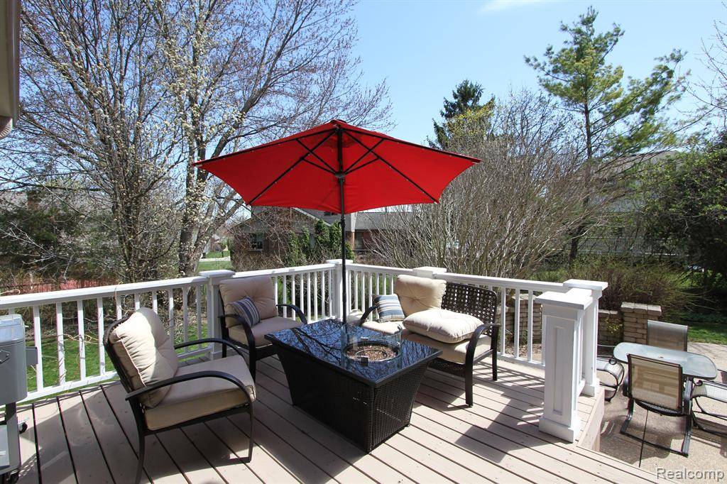 Rochester Hills, MI 48309,2701 STEAMBOAT SPRINGS Drive
