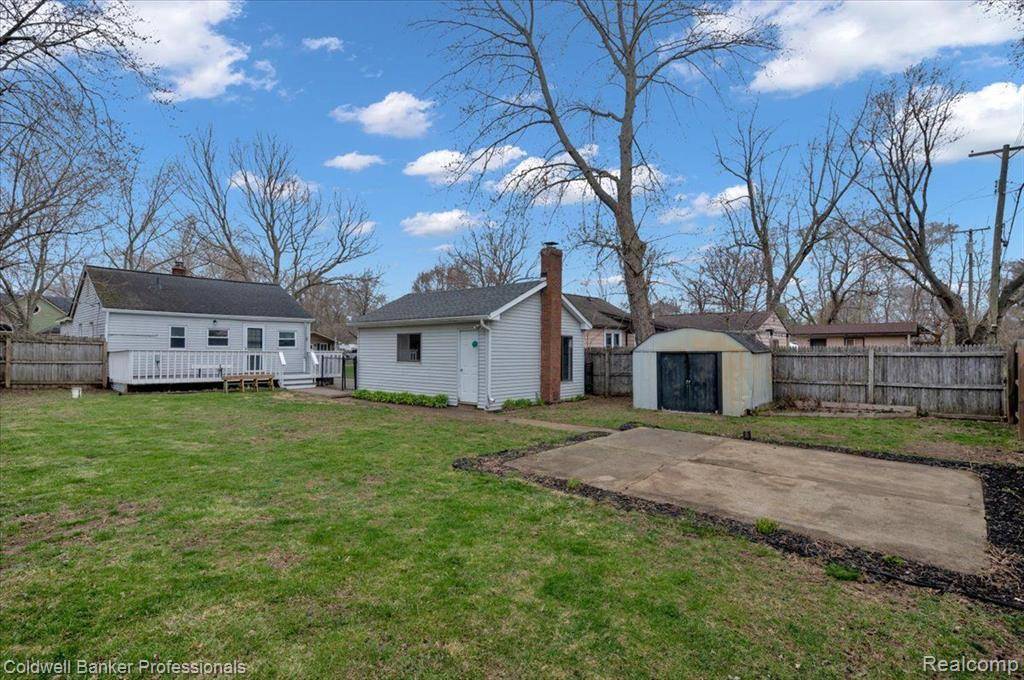 Oxford Twp, MI 48371,837 GIBSON Street