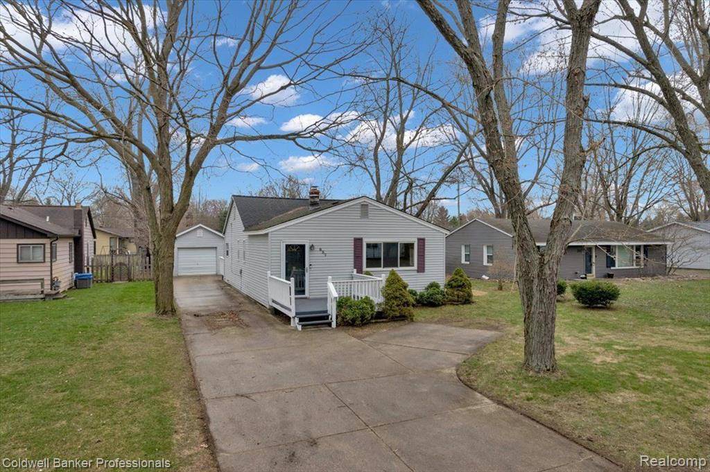 Oxford Twp, MI 48371,837 GIBSON Street