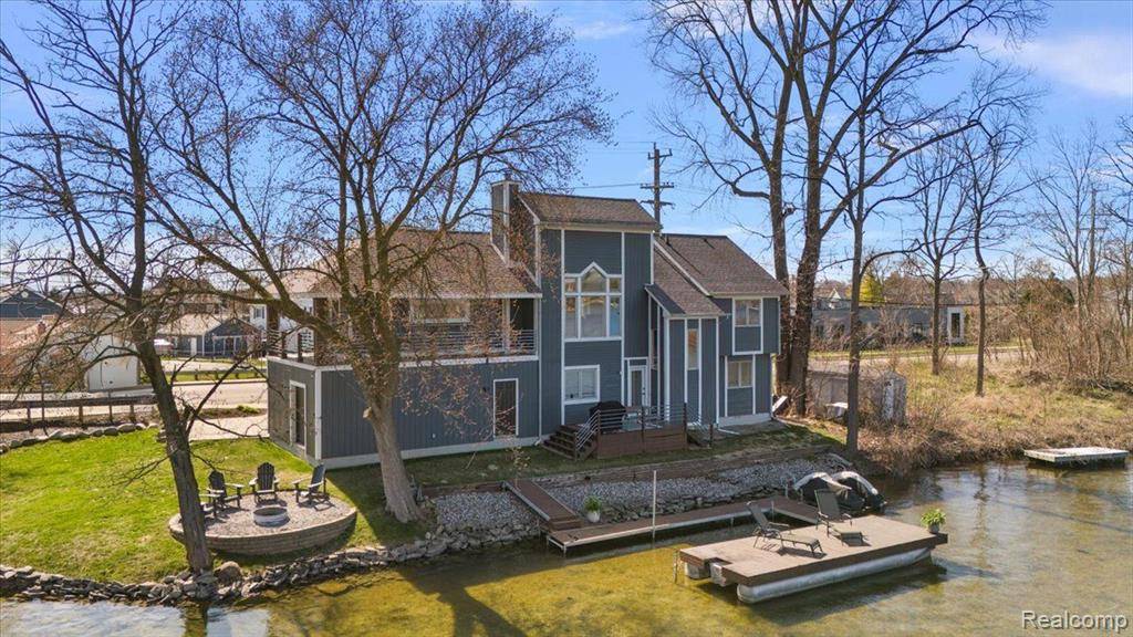 Waterford Twp, MI 48328,1427 S CASS LAKE Road