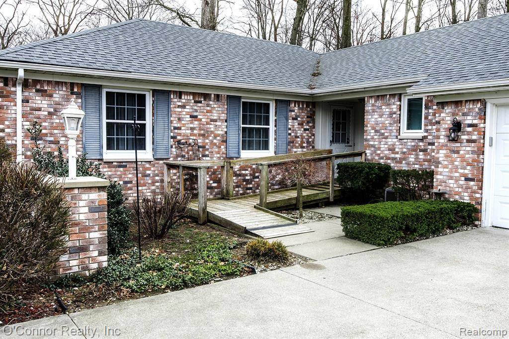 Fort Gratiot Twp, MI 48059,4291 QUAKER HILL Drive