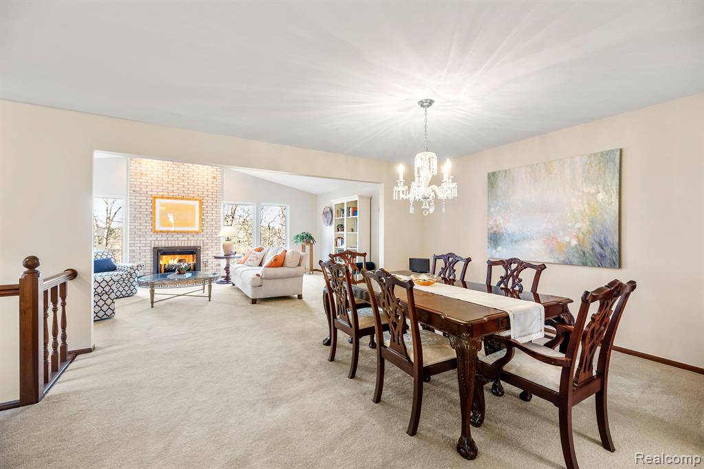 West Bloomfield Twp, MI 48302,4237 SAWGRASS Drive