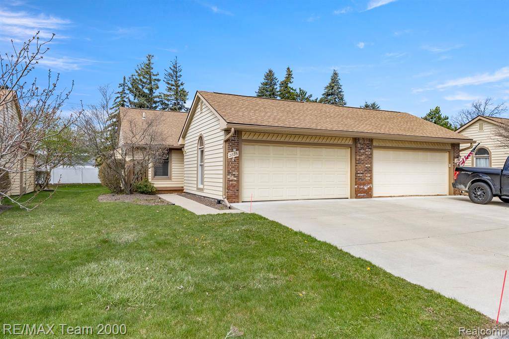 Trenton, MI 48183,2886 LAKEWOOD Drive