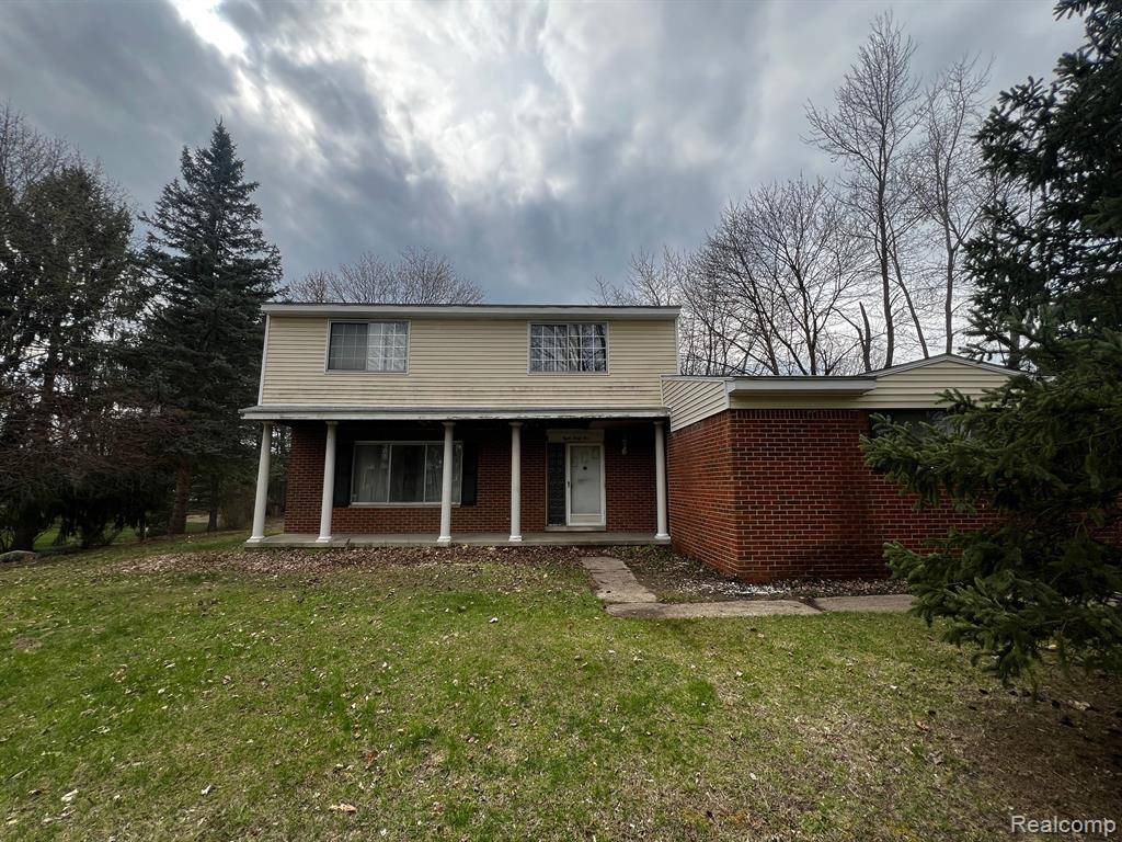 Rochester Hills, MI 48309,845 ALLSTON Drive