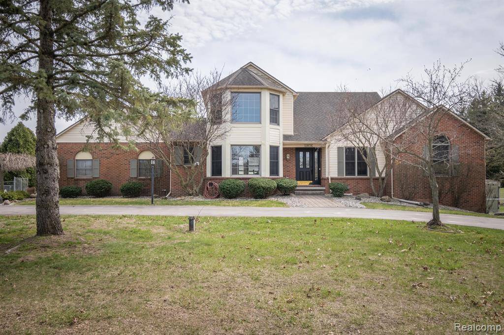 Brighton Twp, MI 48114,11836 LARKINS Road