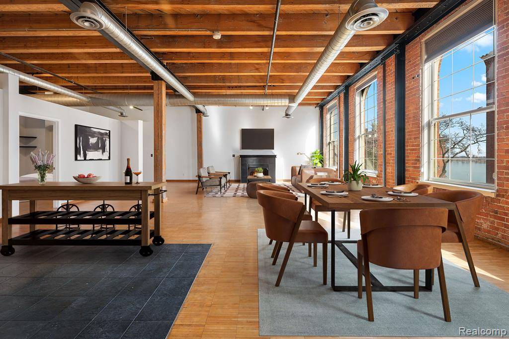 Detroit, MI 48207,200 RIVER PLACE Drive Loft 20