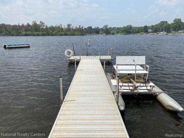 Green Oak Twp, MI 48178,11987 Shenandoah Drive 130 3