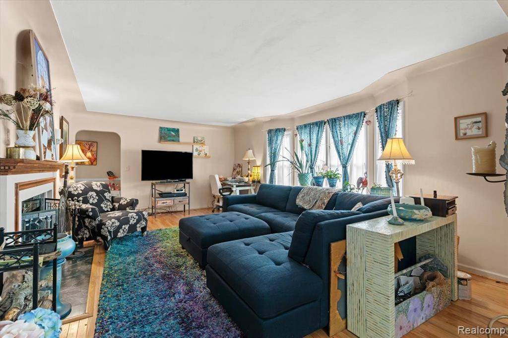 Utica, MI 48317,45520 Deshon Street