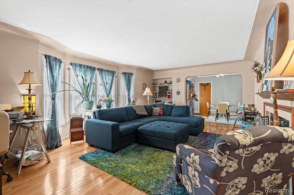 Utica, MI 48317,45520 Deshon Street