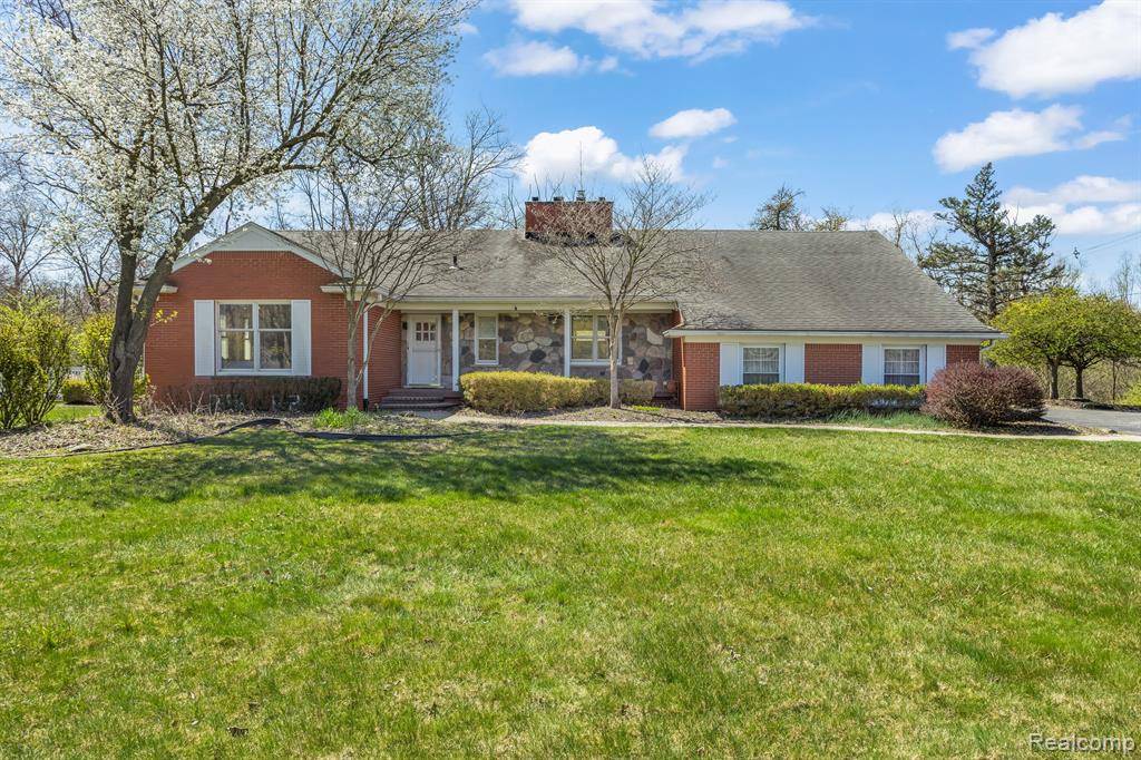 Livonia, MI 48154,31069 MUNGER Drive