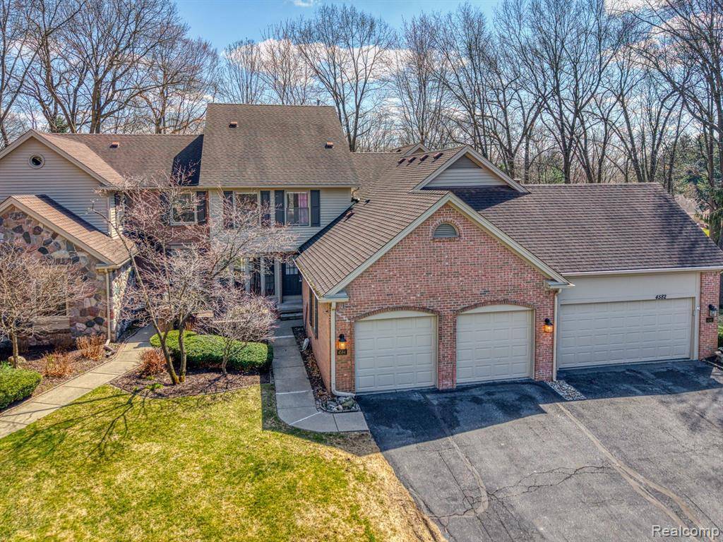 Genoa Twp, MI 48116,4584 GOLF VIEW Drive