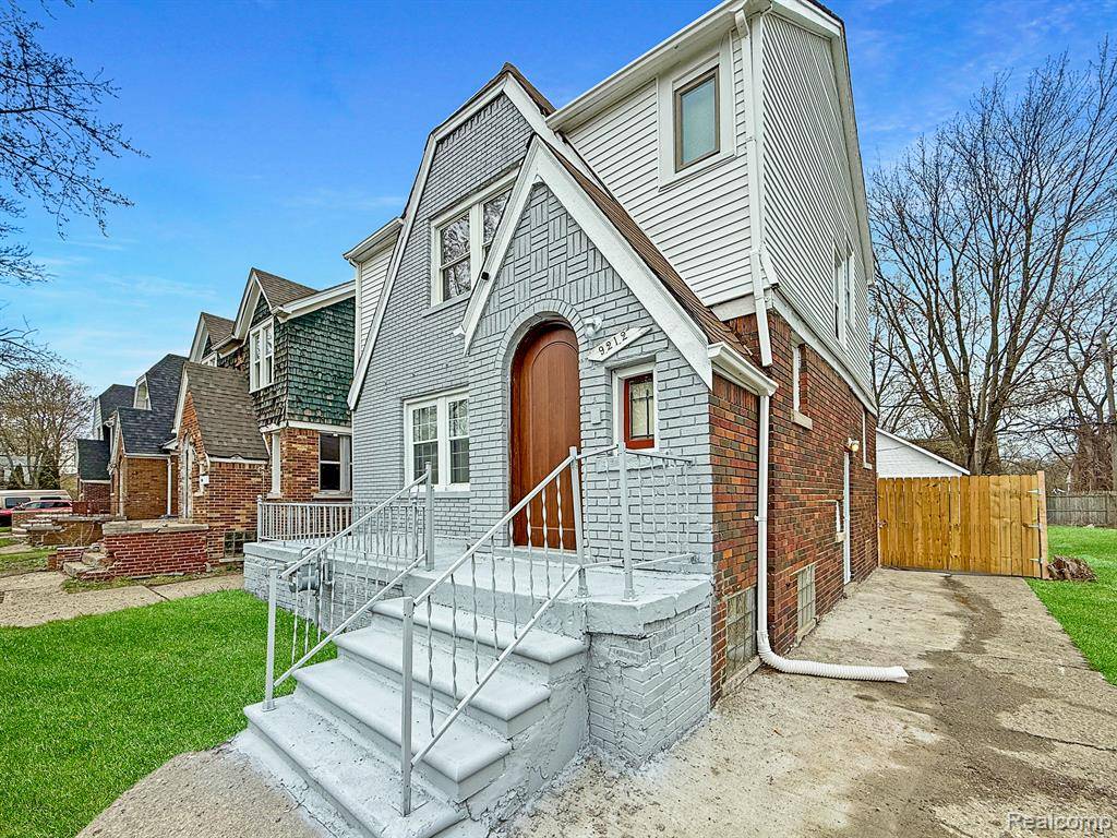 Detroit, MI 48224,9212 WOODHALL Street