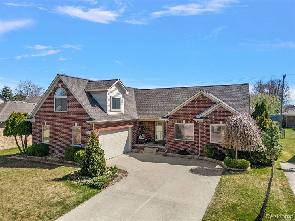 Macomb Twp, MI 48044,16080 NATHAN Drive