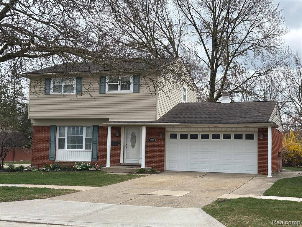 Madison Heights, MI 48071,1609 W WHITCOMB Avenue