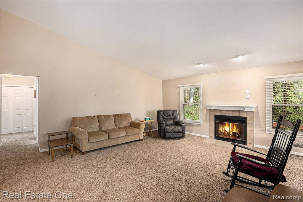Commerce Twp, MI 48382,4453 RACEWOOD Drive