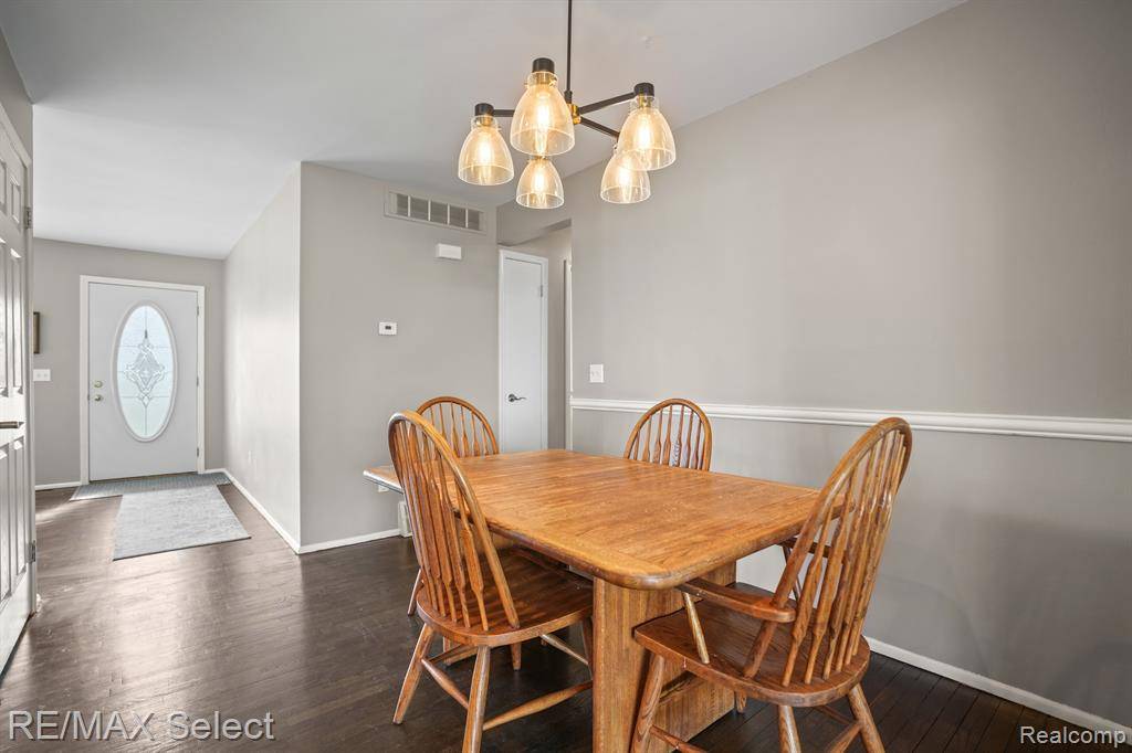 Grand Blanc Twp, MI 48439,7028 RIEGLER Street