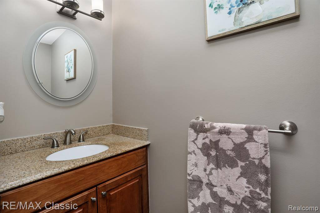 Northville Twp, MI 48168,17835 MAPLE HILL Drive