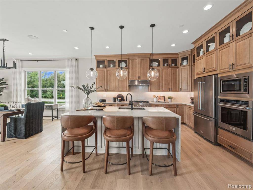 Commerce Twp, MI 48382,2413 PROVENCAL Drive