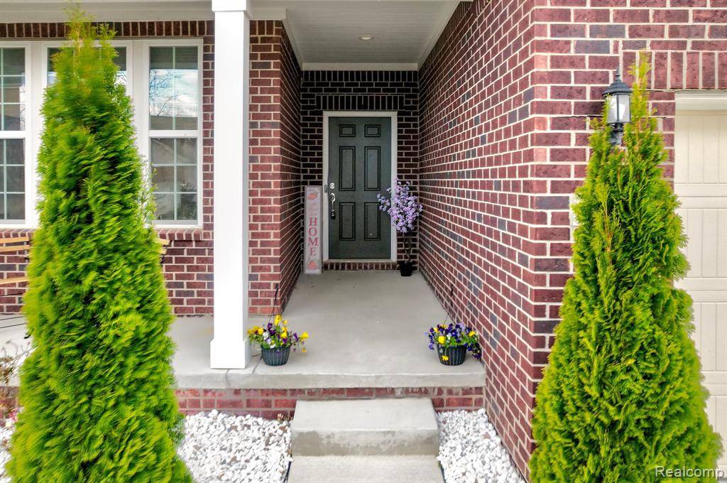 Lyon Twp, MI 48178,21187 NAVARRA Drive