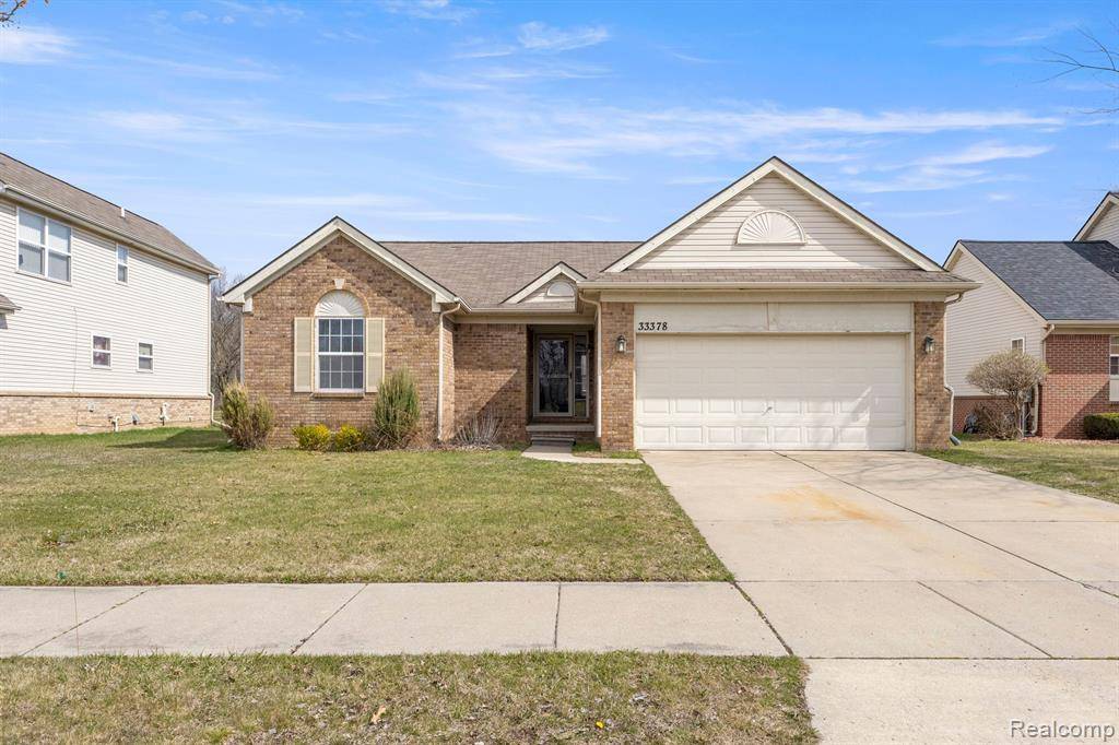 Romulus, MI 48174,33378 BAY HILL Drive