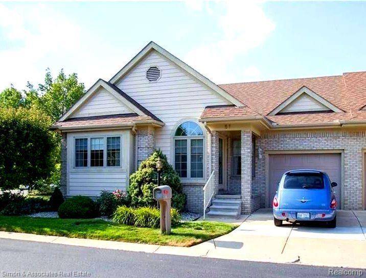 Dearborn Heights, MI 48127,57 HICKORY