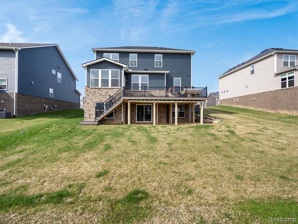 Commerce Twp, MI 48382,2735 TULIP Way