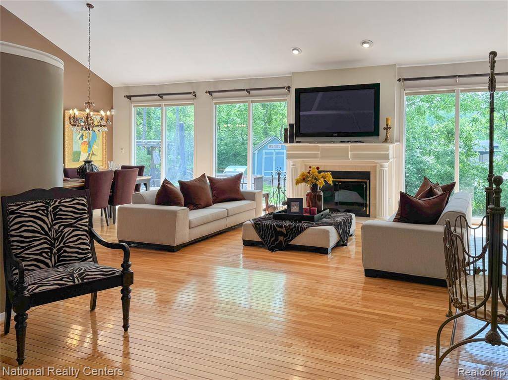 West Bloomfield Twp, MI 48323,4981 COUNTRYSIDE Drive