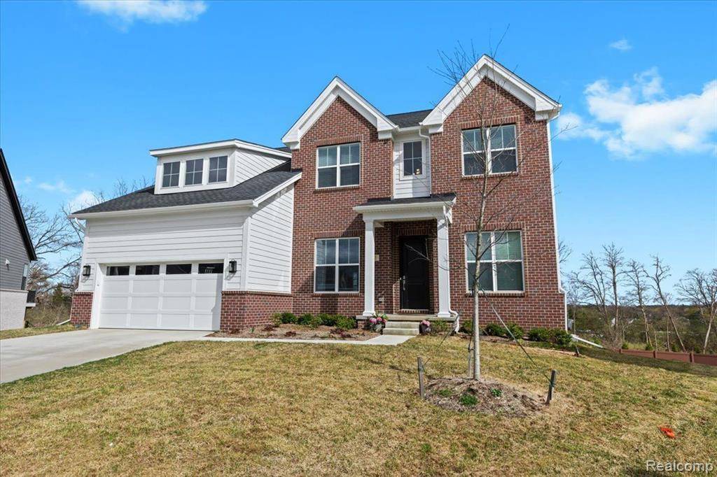 Ann Arbor, MI 48105,592 CONCORD PINES Drive