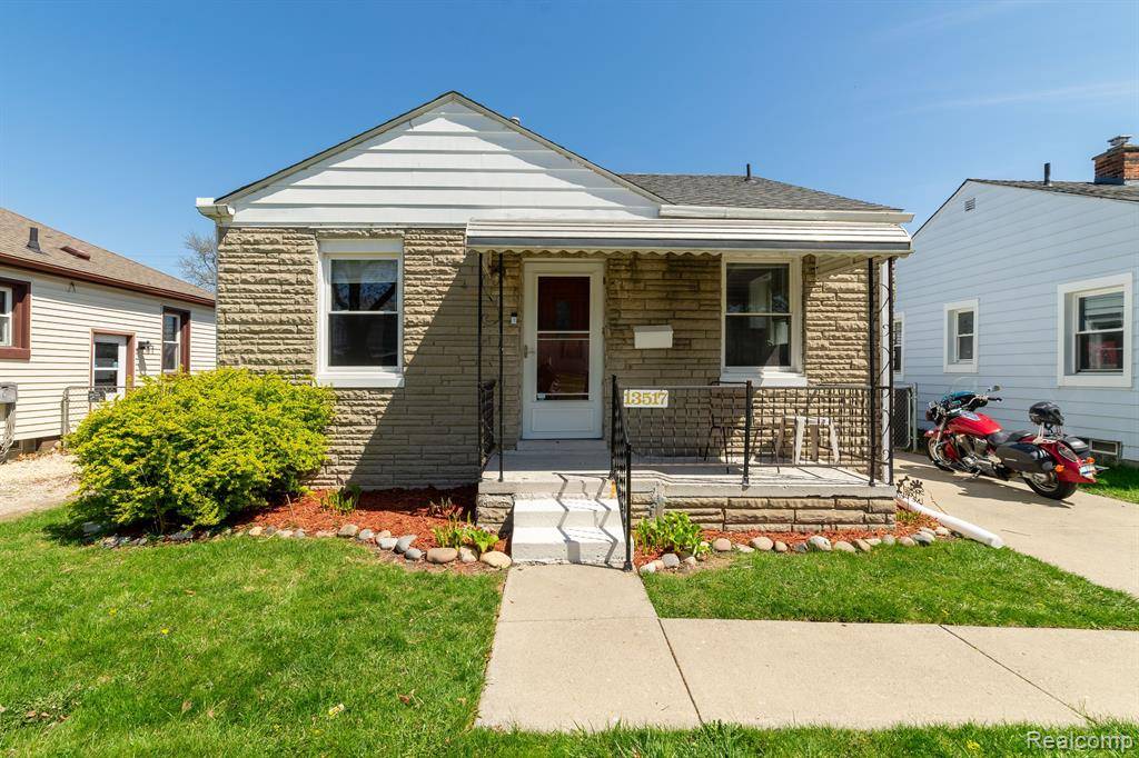 Southgate, MI 48195,13517 PEARL Street