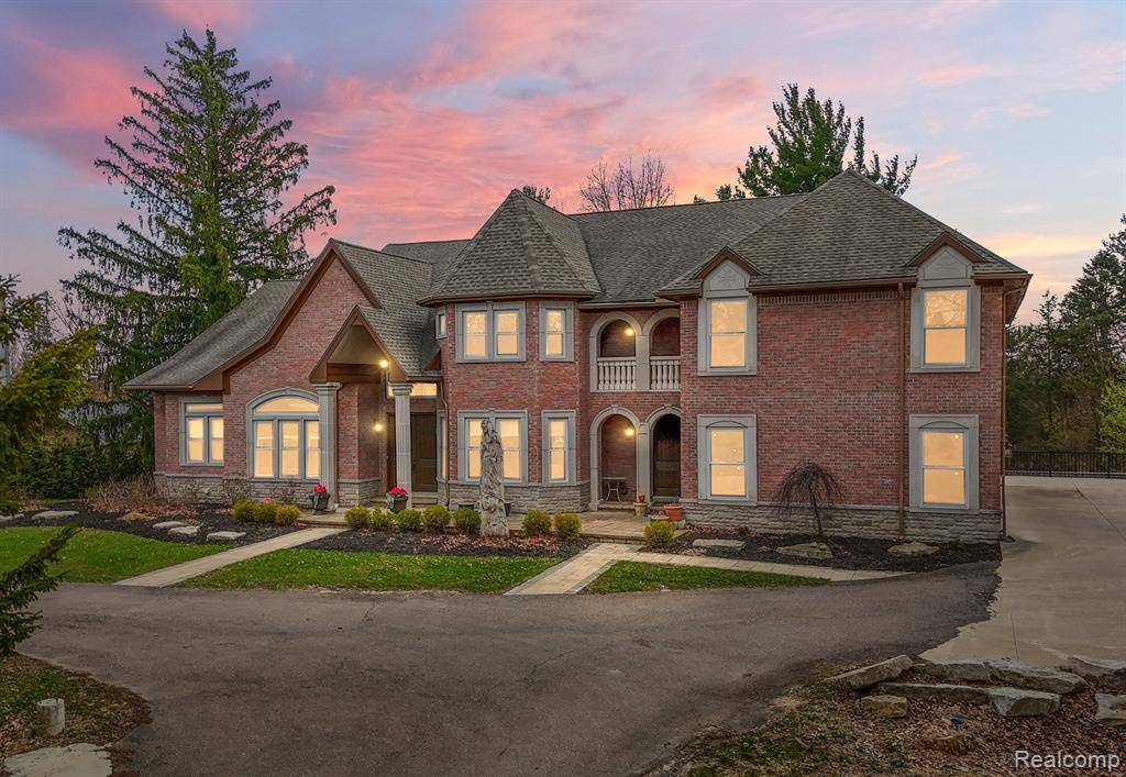 Northville Twp, MI 48167,41901 8 MILE Road
