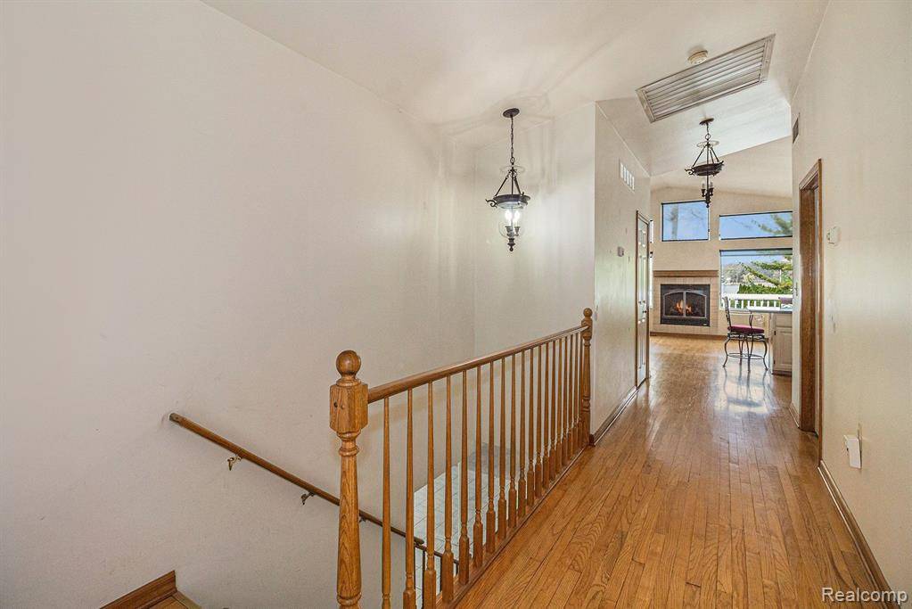 Genoa Twp, MI 48116,3836 HIGHCREST Drive