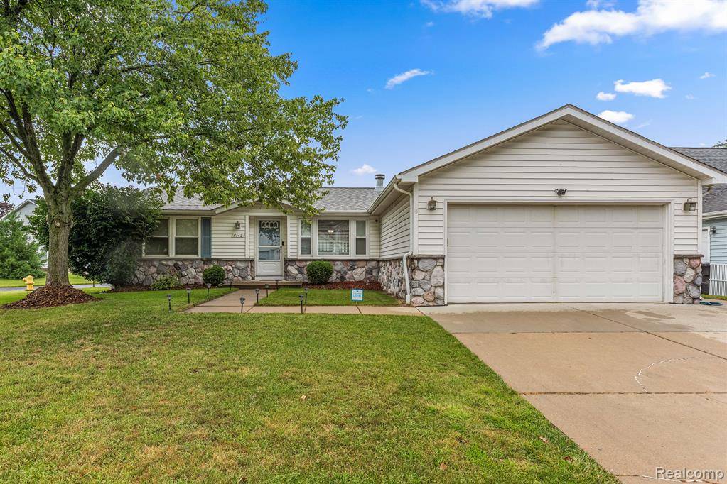 Westland, MI 48185,8142 W EMERALD Lane