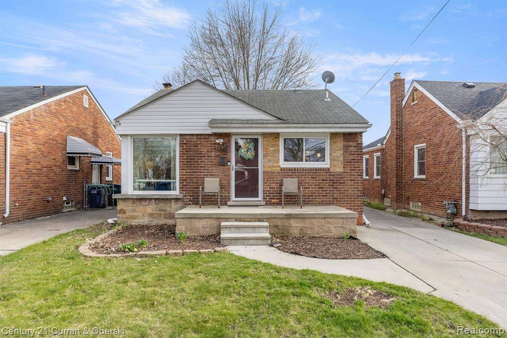 Lincoln Park, MI 48146,1845 MICHIGAN Boulevard