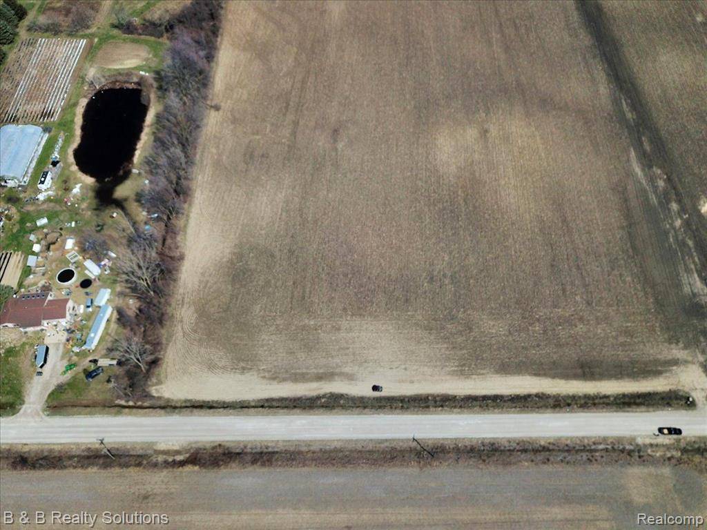 Berlin Twp, MI 48002,0 (010) Holmes Rd