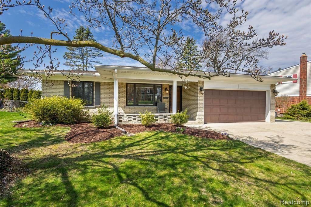 Clinton Twp, MI 48036,38241 ROCKHILL Street