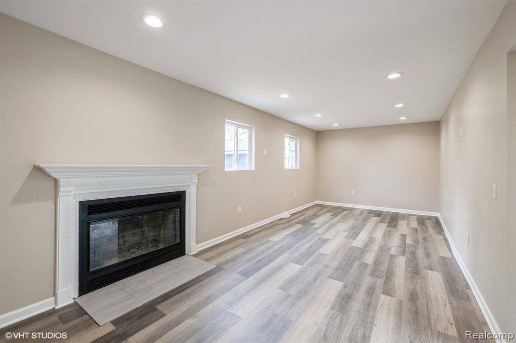 White Lake Twp, MI 48383,4170 NAVARRA