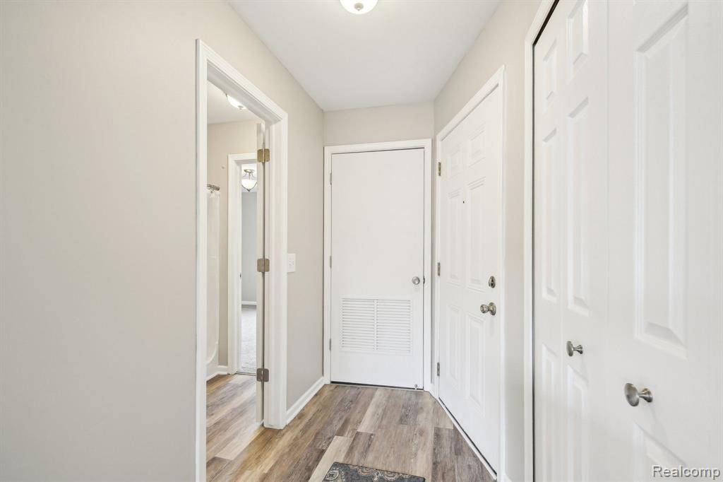 Harrison Twp, MI 48045,38650 LANSE CREUSE Street
