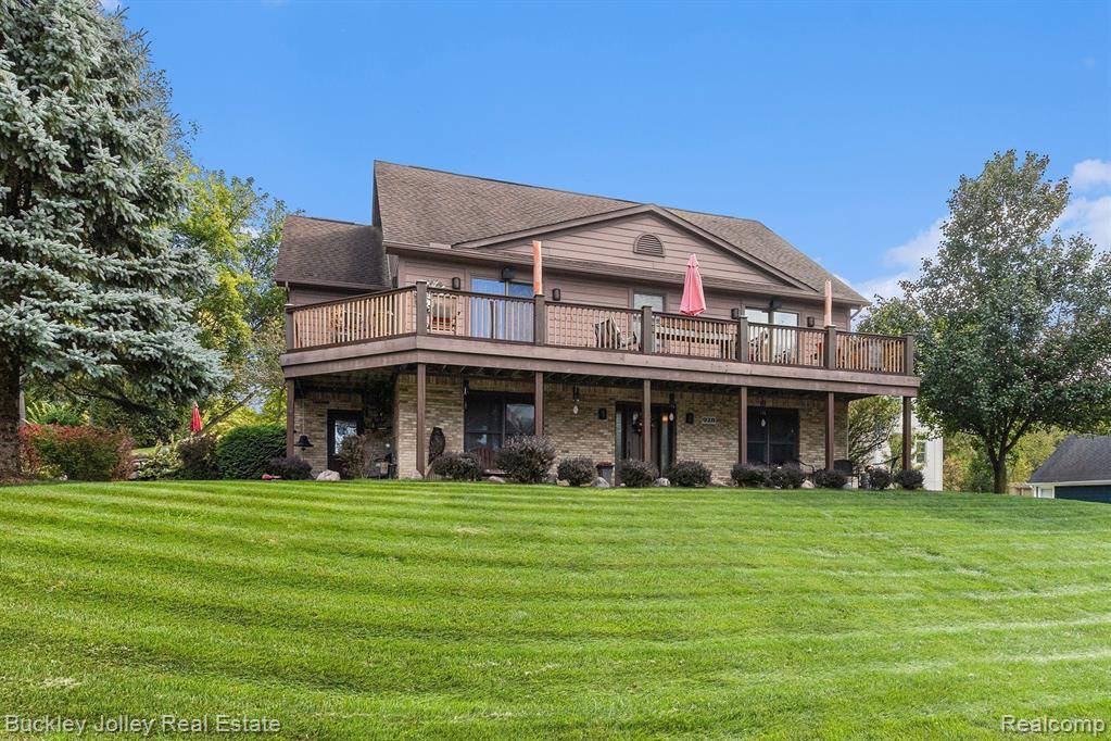 Oceola Twp, MI 48843,928 WESTWIND SHORE Drive